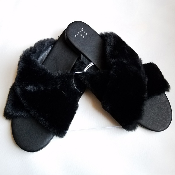 Shoes - Black Crossband Faux Fur Slide Sandals-9